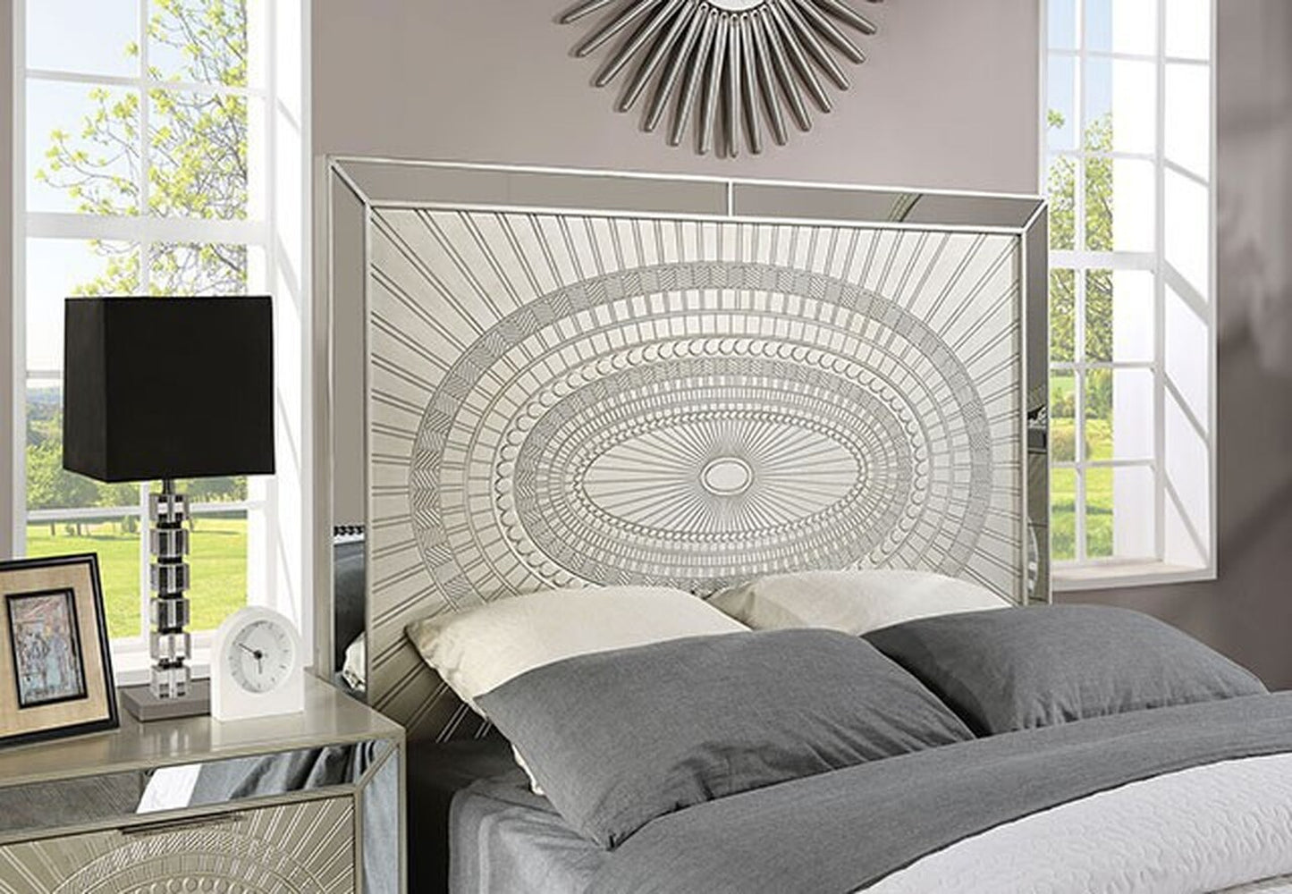 Valletta Queen Bed In Champagne