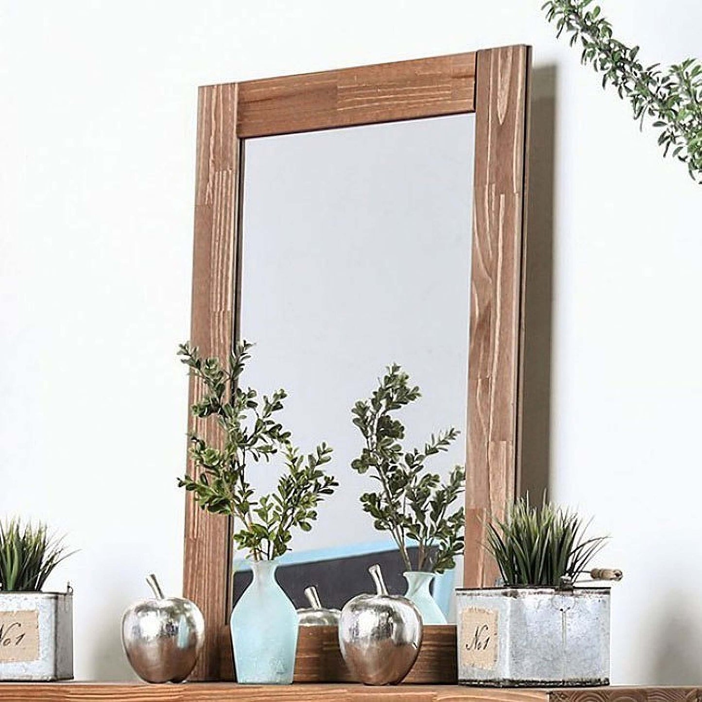 Lea Mirror
