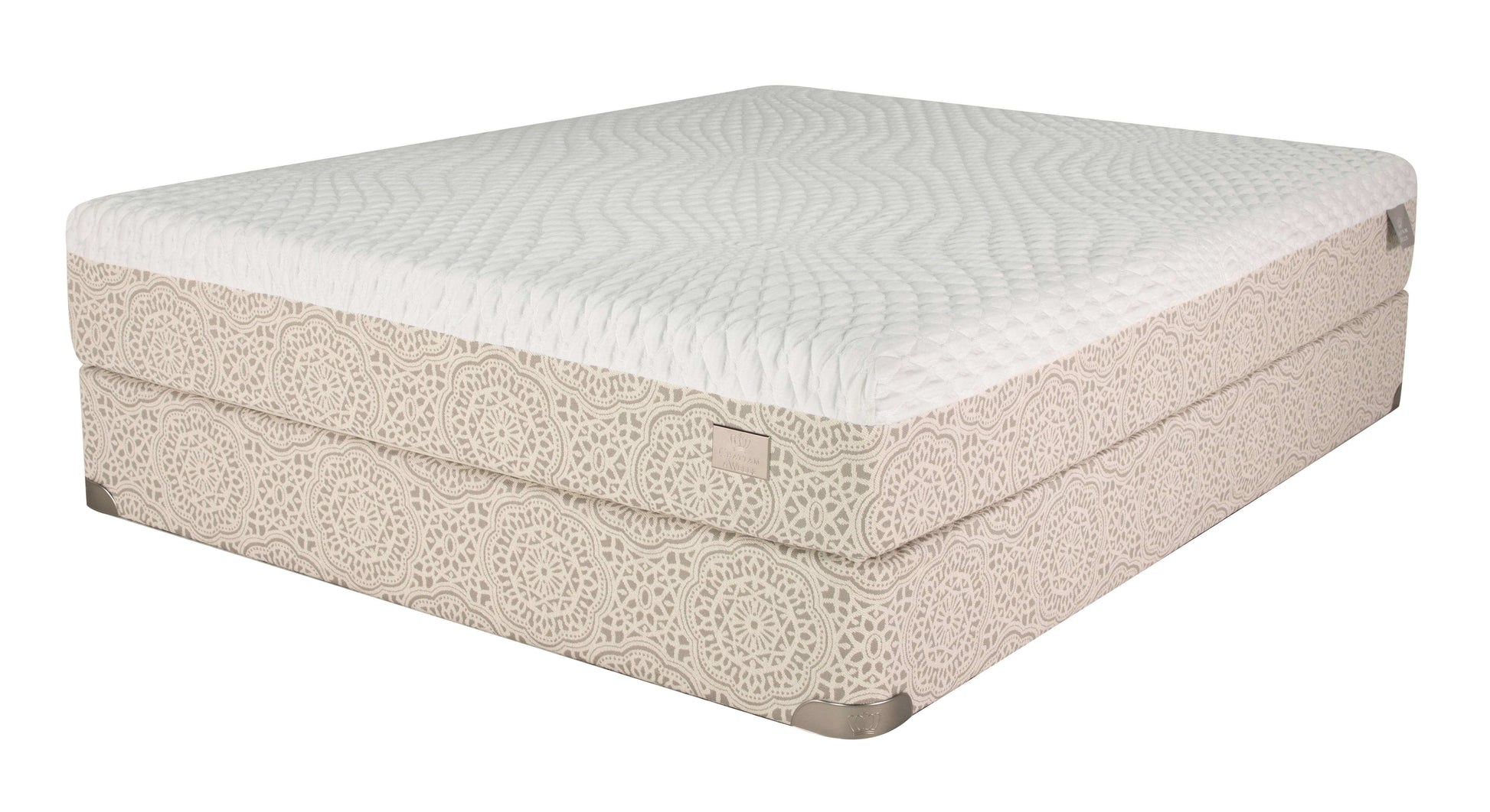 CA King Chattam & Wells Adelaide Luxury Plush Hybrid 13" Mattress with gel foam and pocketed coil design.