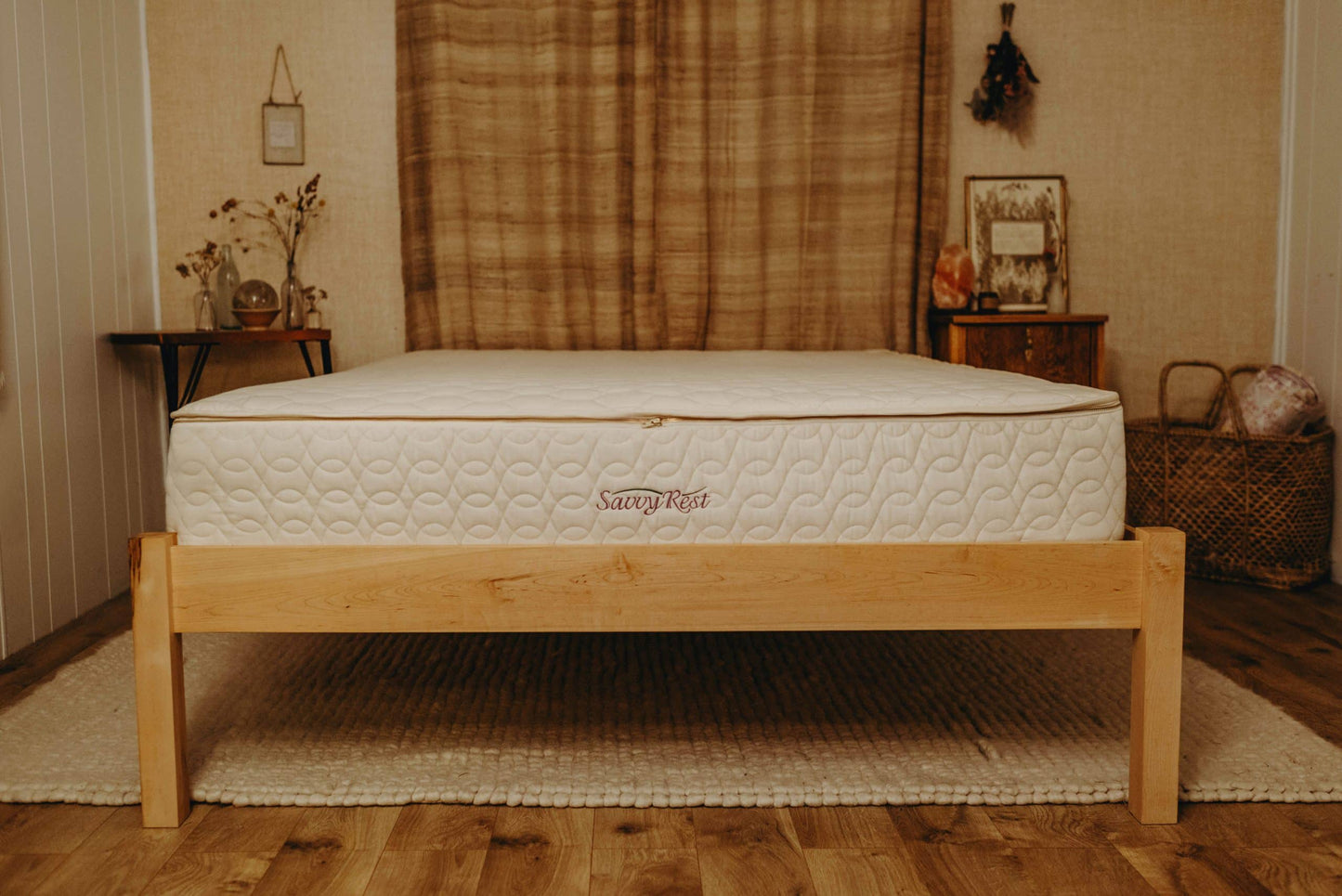 CA King Savvy Rest Serenity Plush Organic Latex 10" Floor Model Clearance Mattress