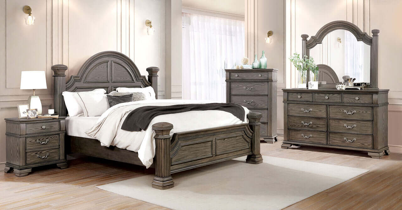 Pamphilos California King Bed In Antique White