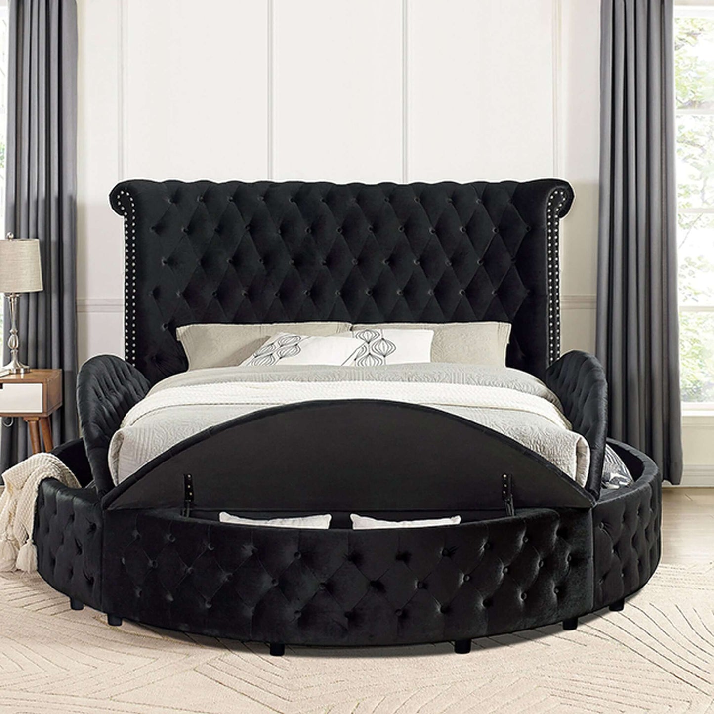Sansom Eastern King Bed In Black