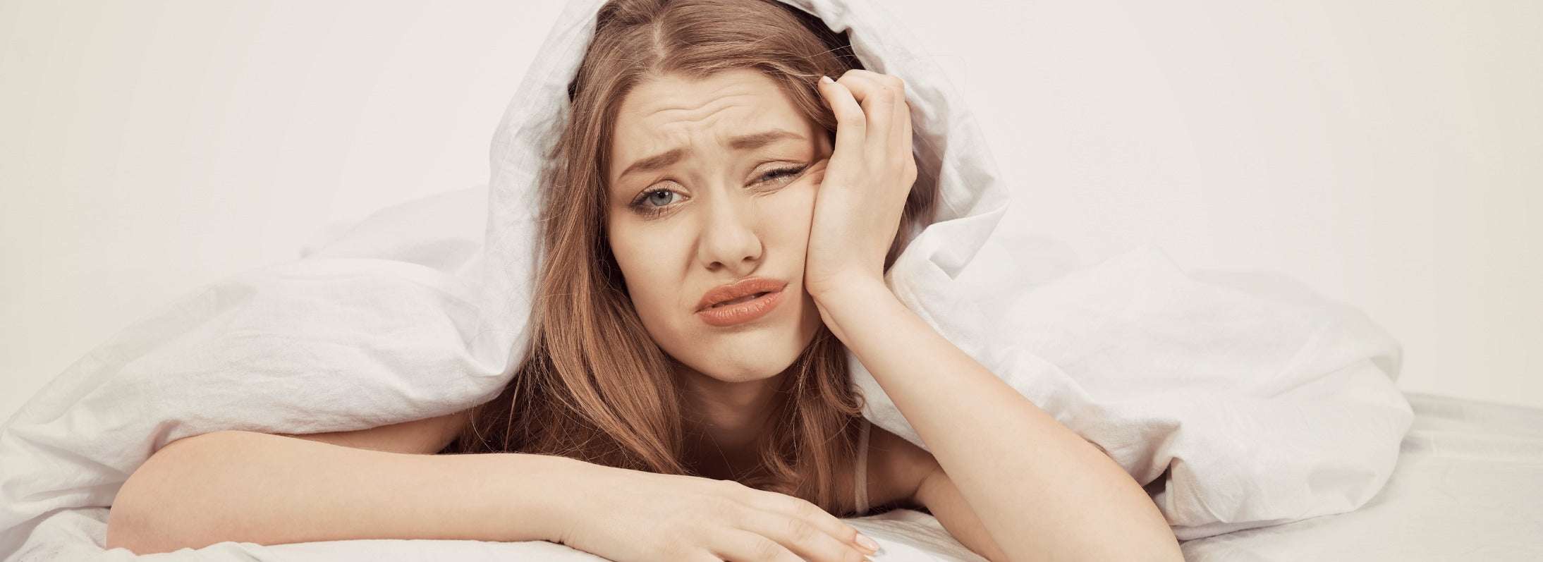 11 Reasons Why You Wake Up In The Middle of the Night