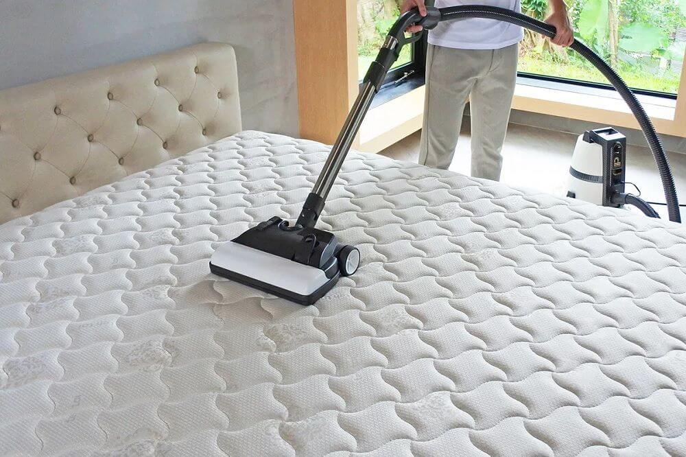 9 Easy Steps On How To Clean A Mattress