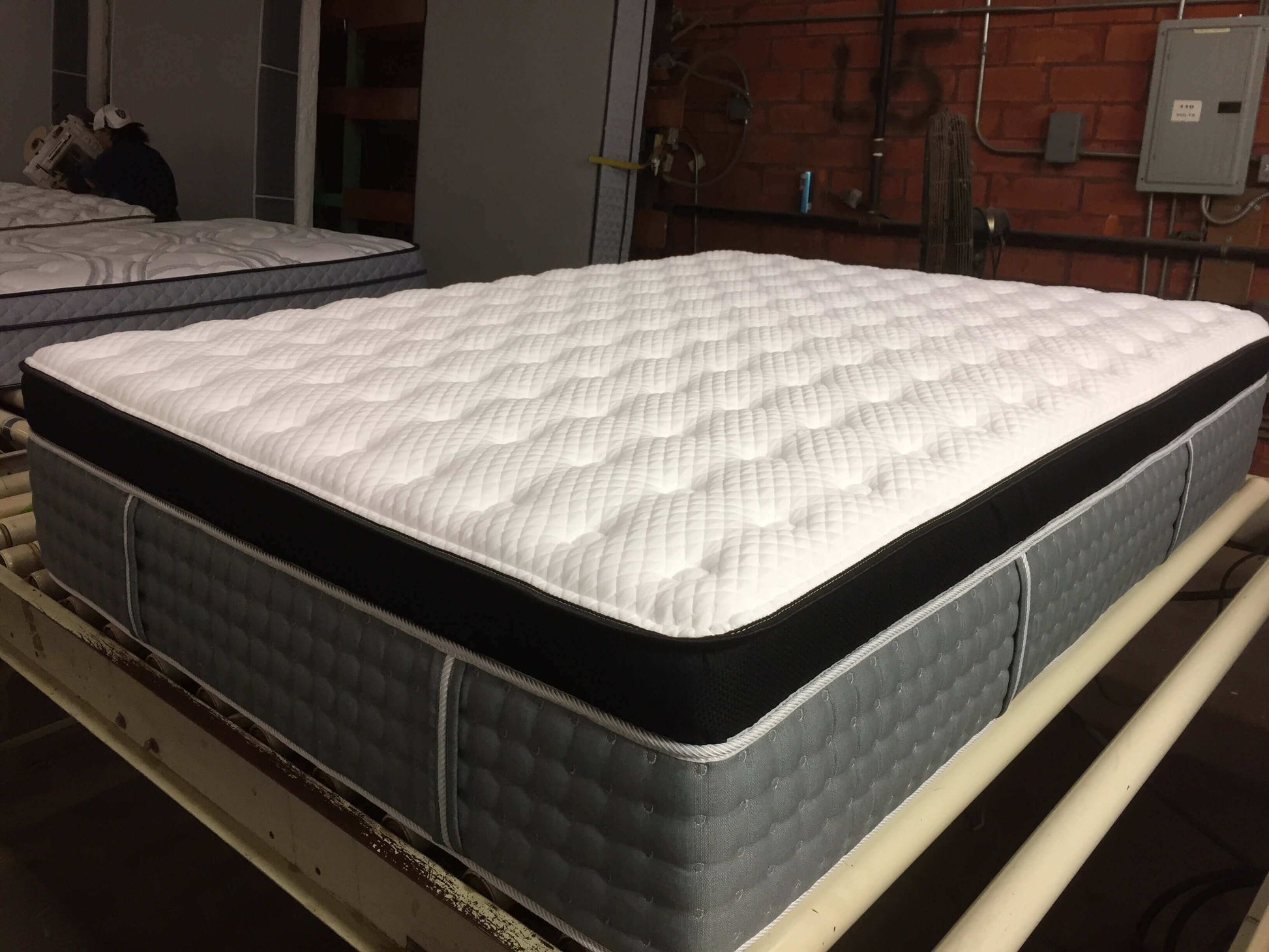 Twin XL Diamond Grand Plush Euro Top Mattress – LA Mattress Store