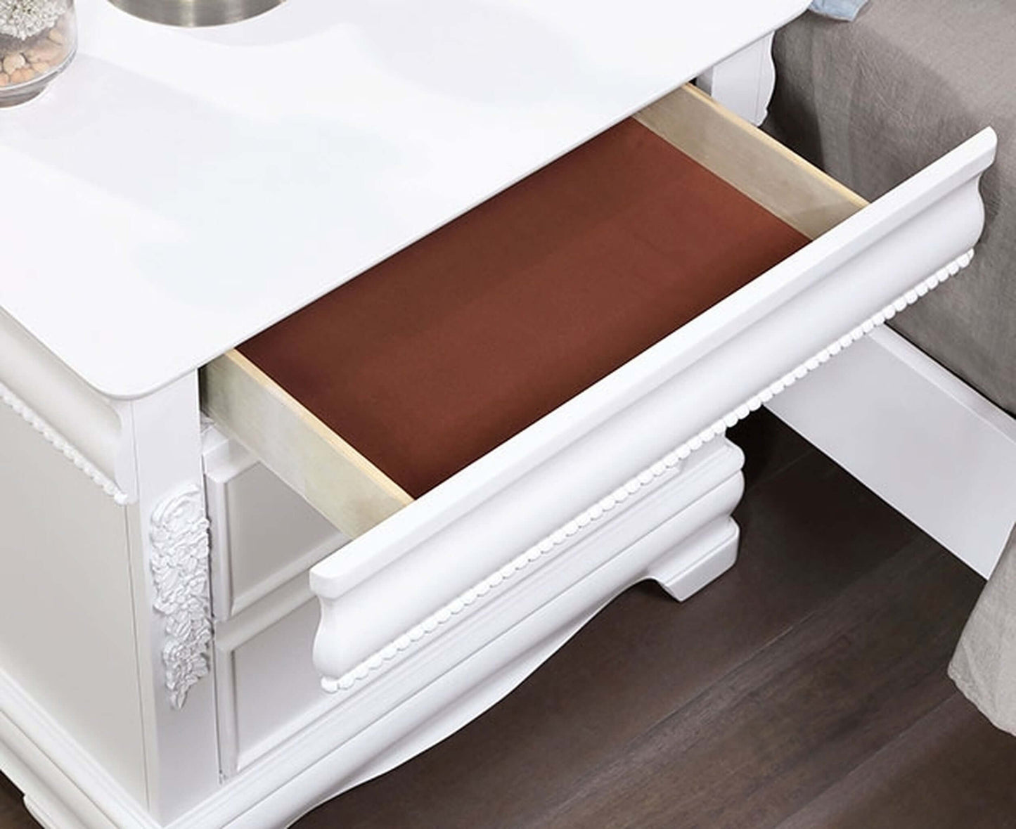 Alecia Night Stand With Usb In White