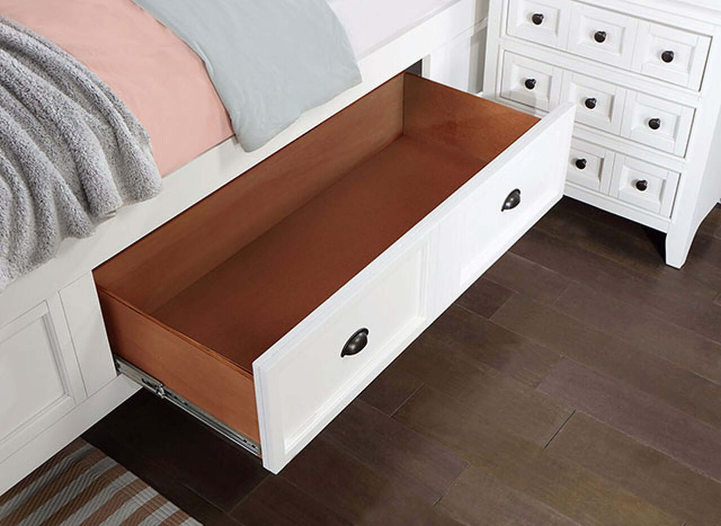 Castile Twin Bed In White