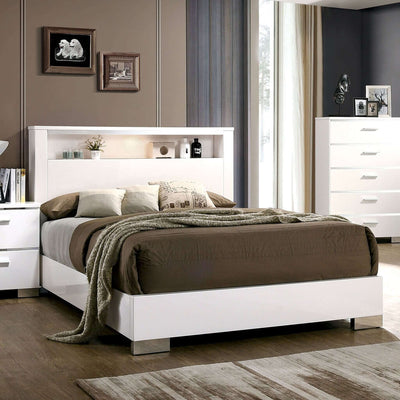 Malte Night Stand In White