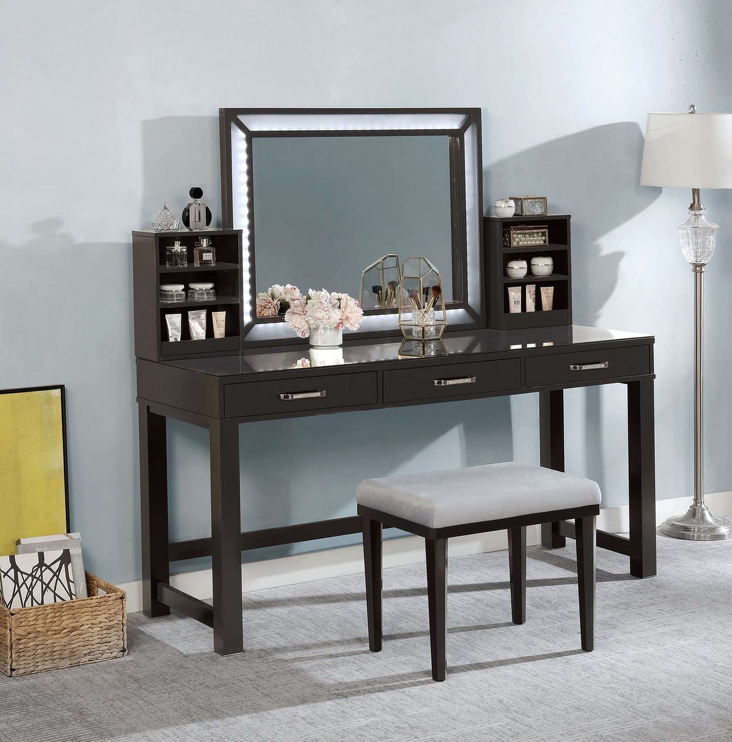 Stephanie Vanity Set In White