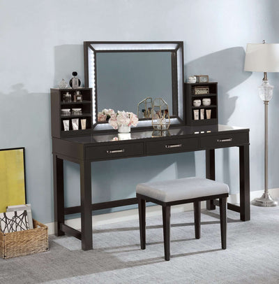 Stephanie Vanity Set In White